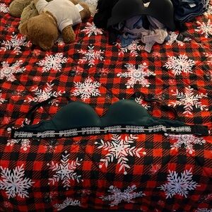 PINK Victoria's Secret Teal Bra with Black Band Wear Everywhere Bra